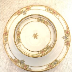 COPY - Vintage Dessert Tiered Platter